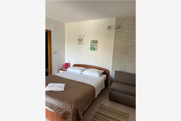 Apartment A2, for 5 persons