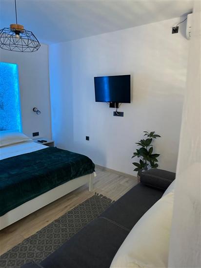 Apartment A2, for 5 persons