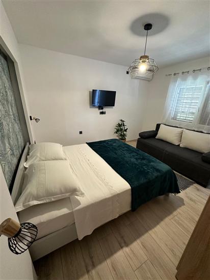 Apartment A2, for 5 persons