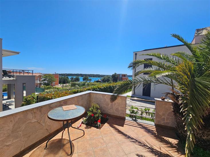 Apartman A1, na 8 osebe