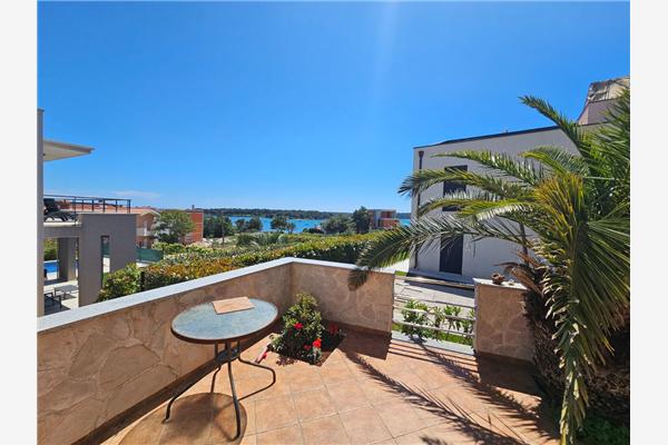 Apartman A1, na 8 osebe