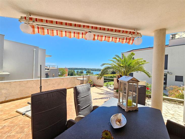 Apartman A1, na 8 osebe