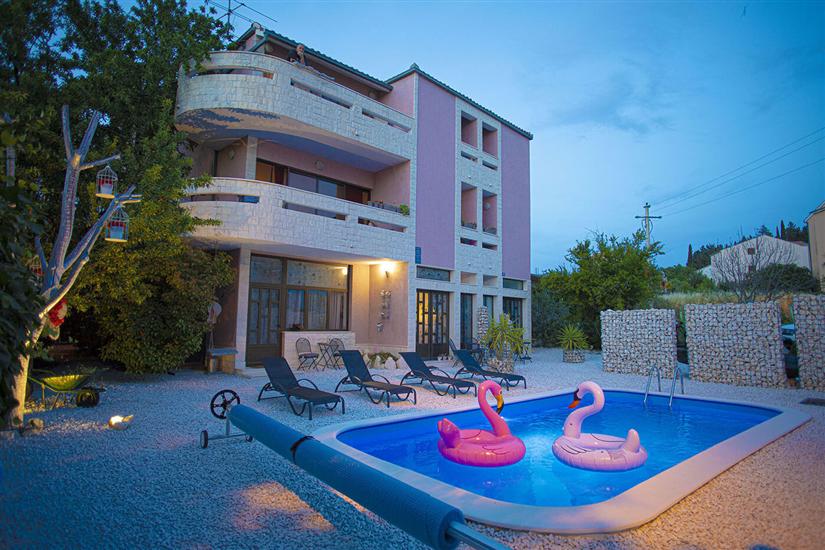 Apartments Silver Tree