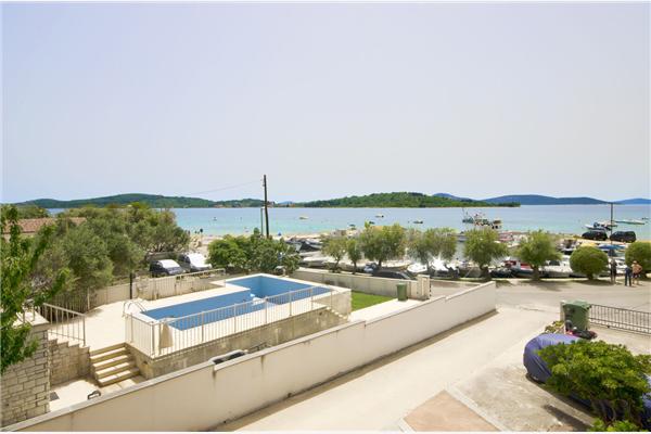 Apartment A2, for 4 persons