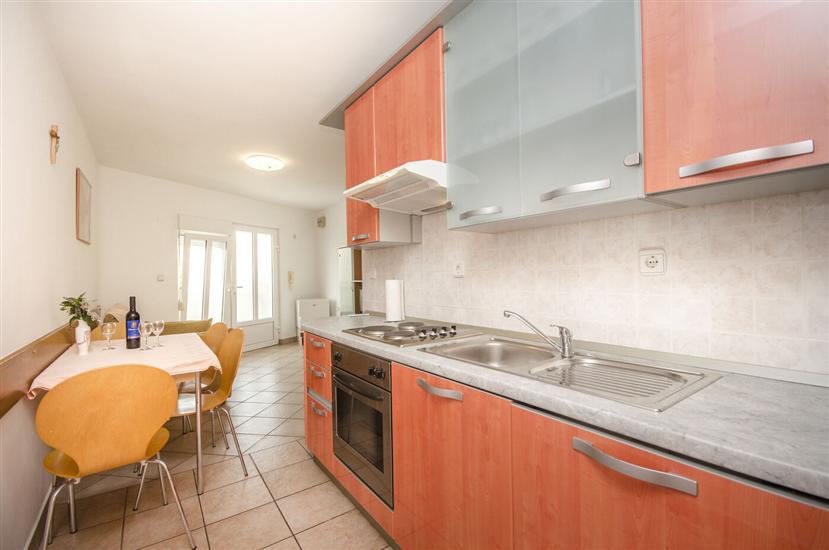 Apartment A2, for 4 persons