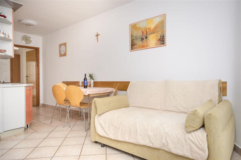 Apartment A2, for 4 persons
