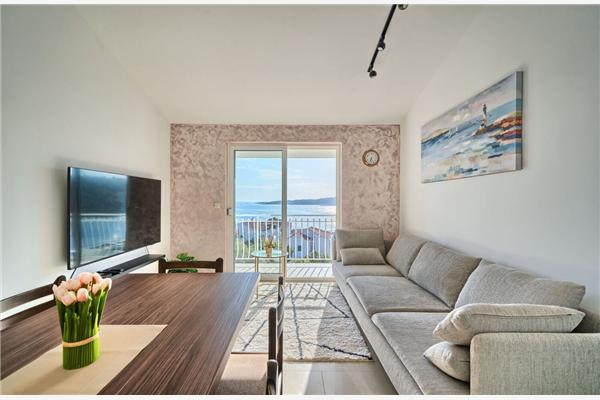 Apartment A2, for 6 persons