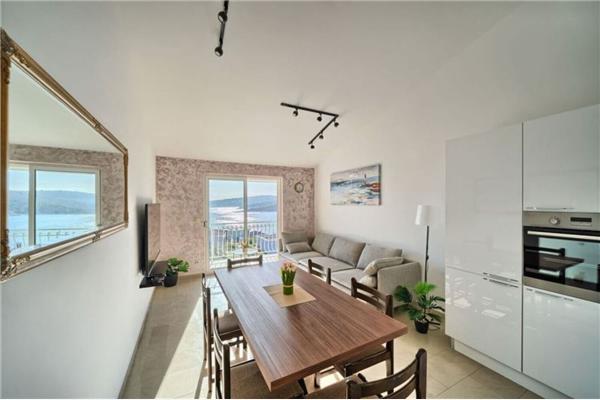 Apartment A2, for 6 persons