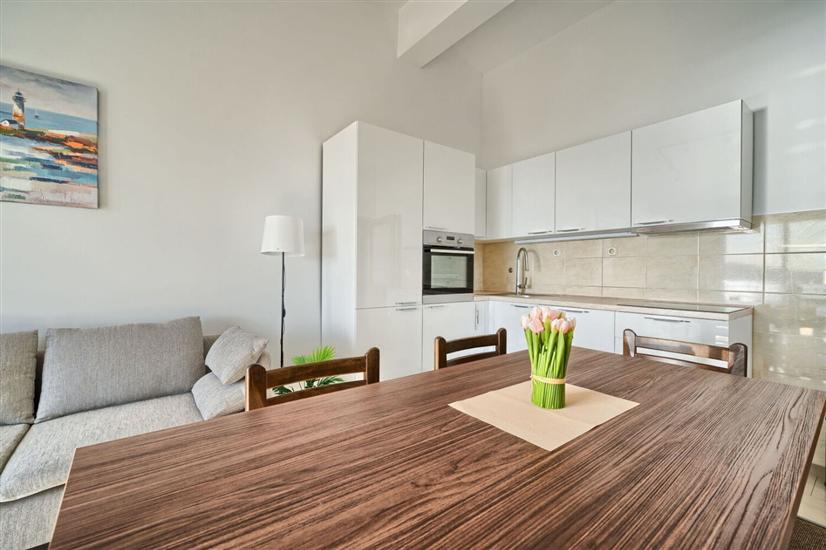 Apartment A2, for 6 persons