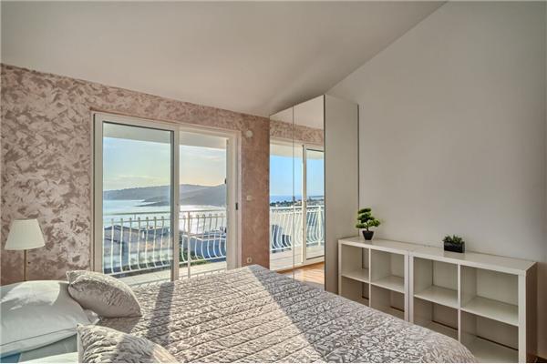 Apartment A2, for 6 persons