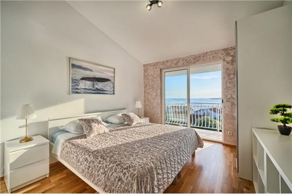 Apartment A2, for 6 persons