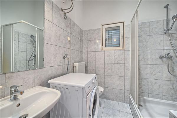 Apartment A2, for 6 persons