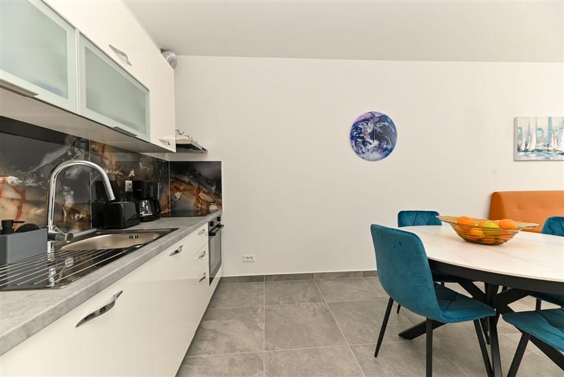 Apartment A2, for 4 persons