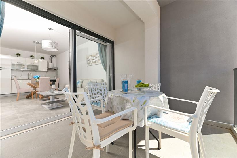 Apartment A4, for 4 persons