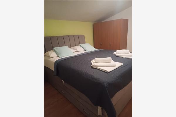 Apartment A4, for 4 persons