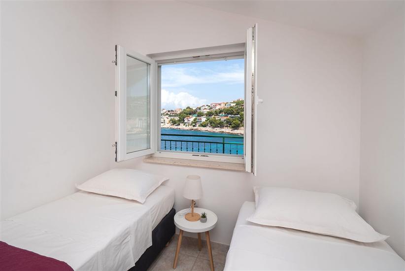 Apartment A4, for 4 persons