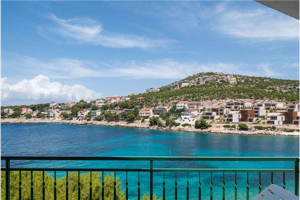 Apartment A4, for 4 persons