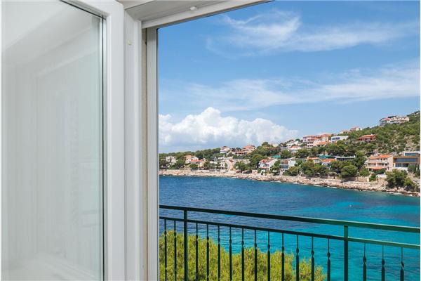 Apartment A4, for 4 persons