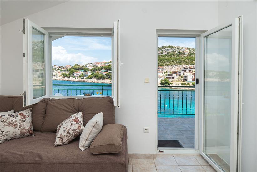 Apartment A4, for 4 persons