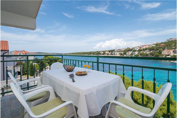 Apartment A4, for 4 persons