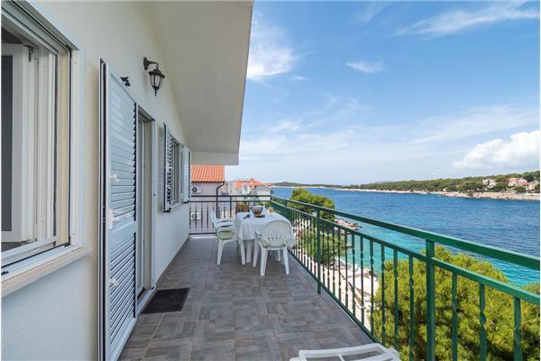 Apartment A4, for 4 persons