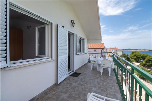 Apartment A4, for 4 persons