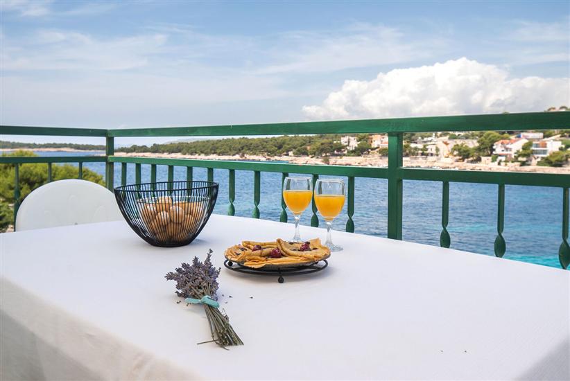 Apartment A4, for 4 persons