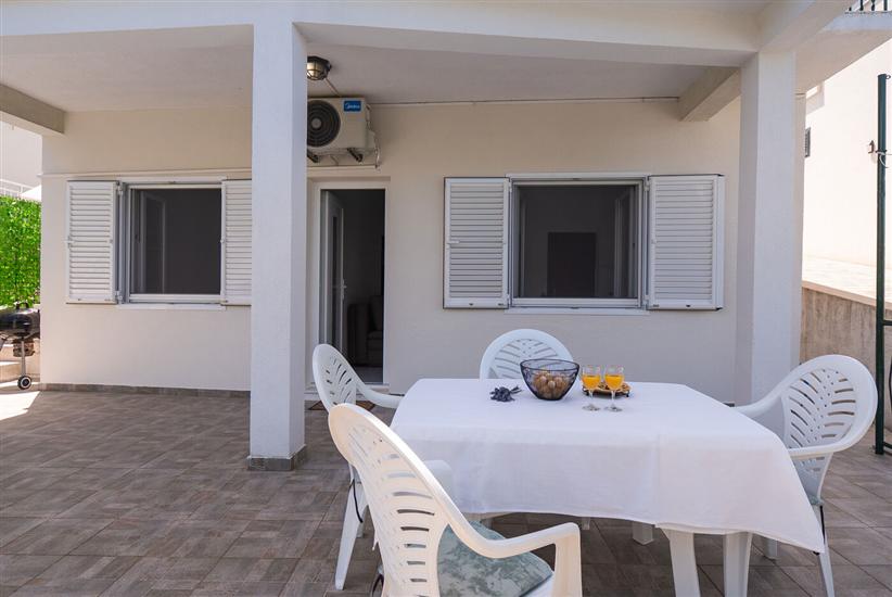 Apartment A1, for 4 persons