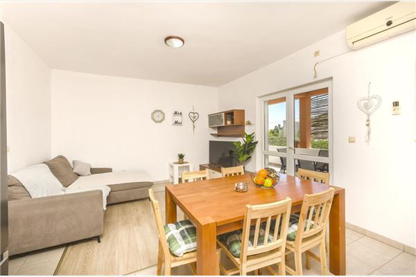 Apartment A3, for 5 persons