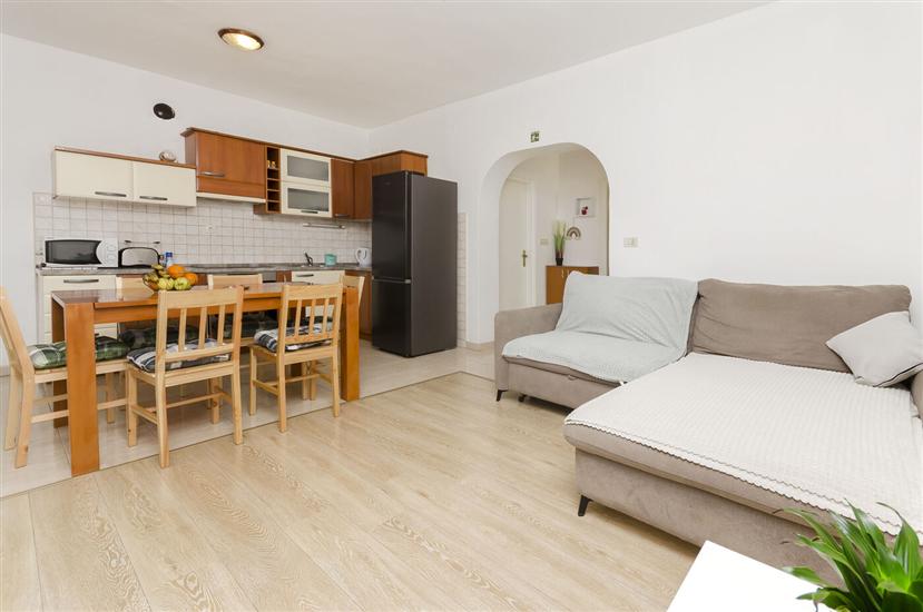Apartment A3, for 5 persons