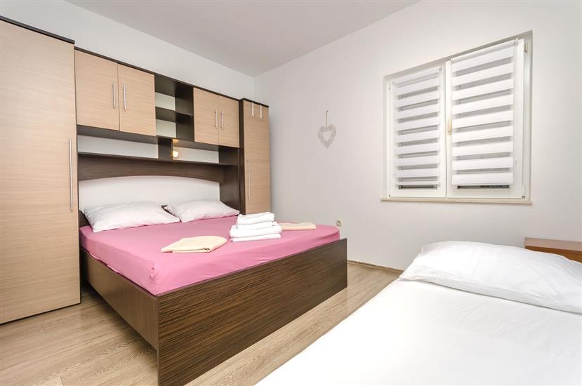 Apartment A3, for 5 persons