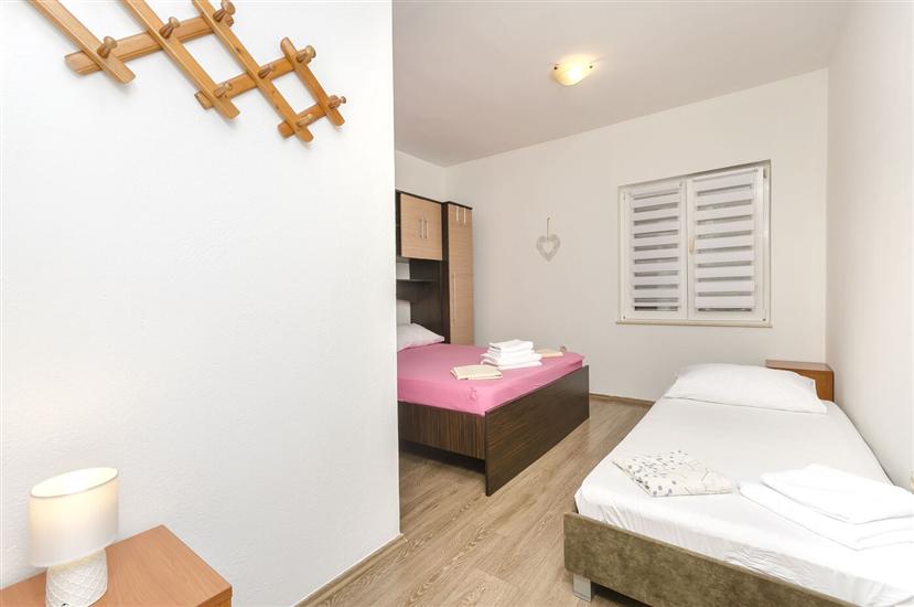 Apartment A3, for 5 persons