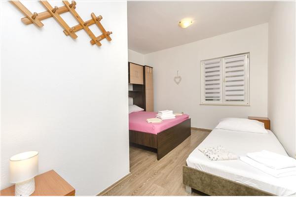 Apartment A3, for 5 persons