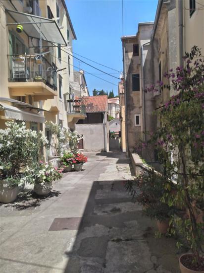 Apartments Near the sea
