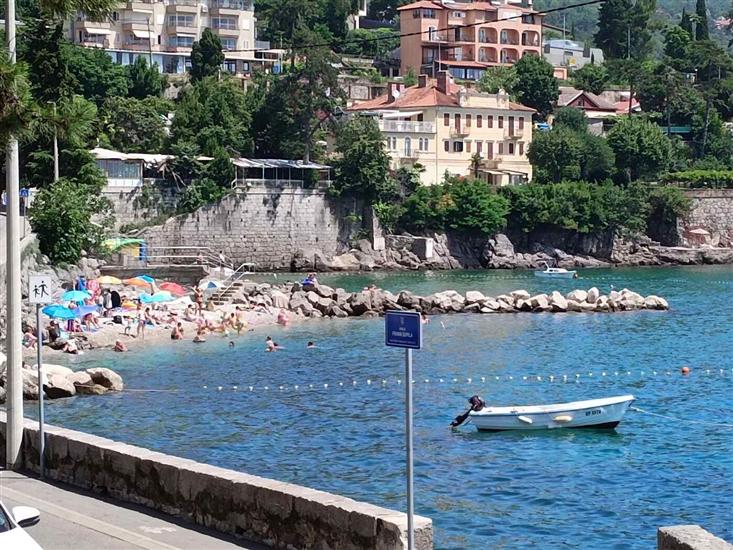 Apartments Near the sea