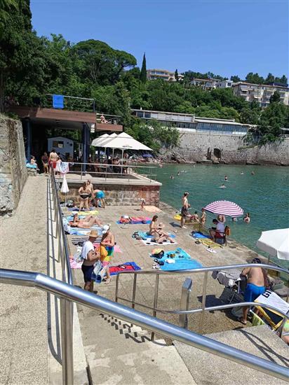 Apartments Near the sea