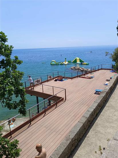 Apartments Near the sea