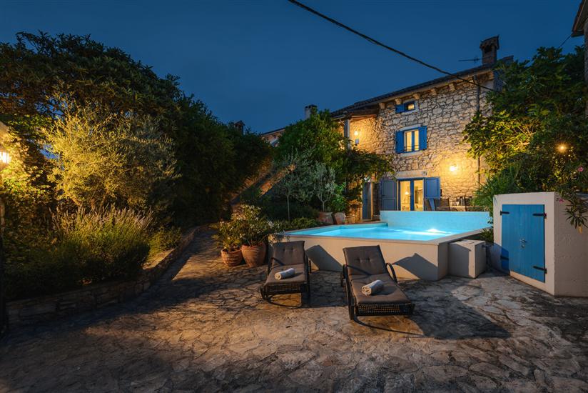 Villa Annette mit Pool und Sauna