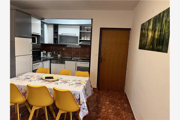 Apartment A3, for 7 persons