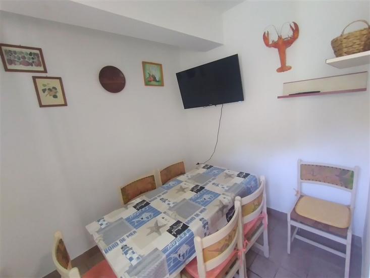 Apartment A2, for 9 persons