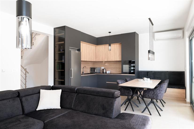 House K1, for 8 persons