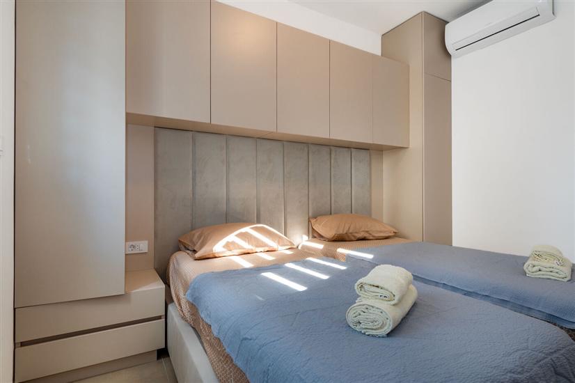 House K1, for 8 persons