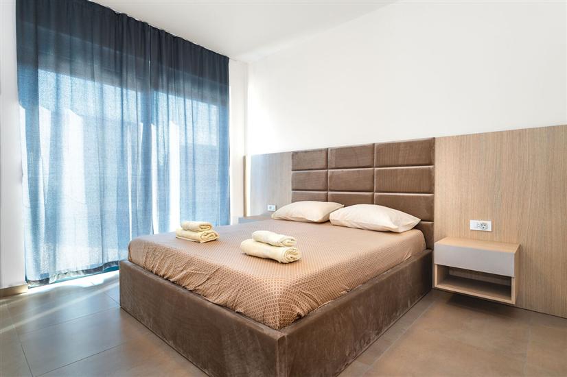 House K1, for 8 persons