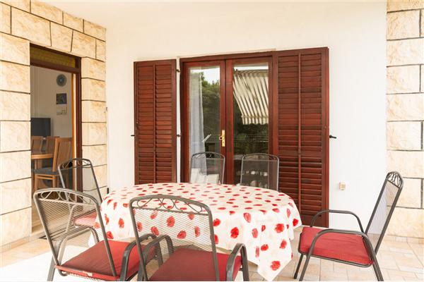 Apartment A1, for 8 persons