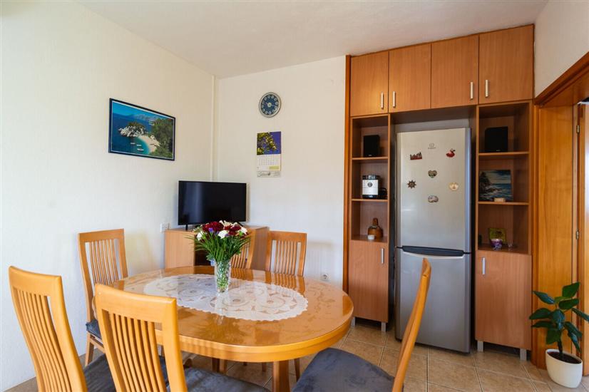 Apartment A1, for 8 persons