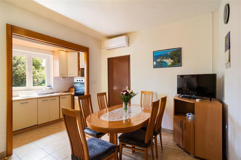 Apartment A1, for 8 persons