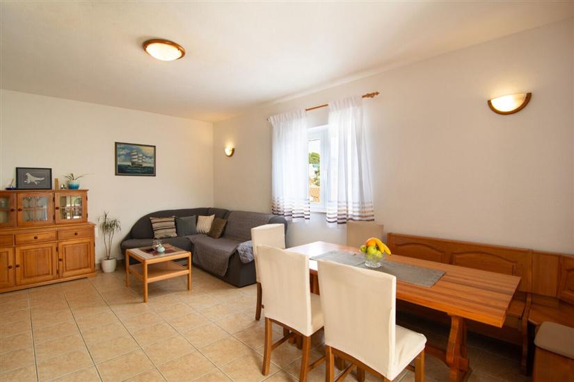 Apartment A1, for 8 persons