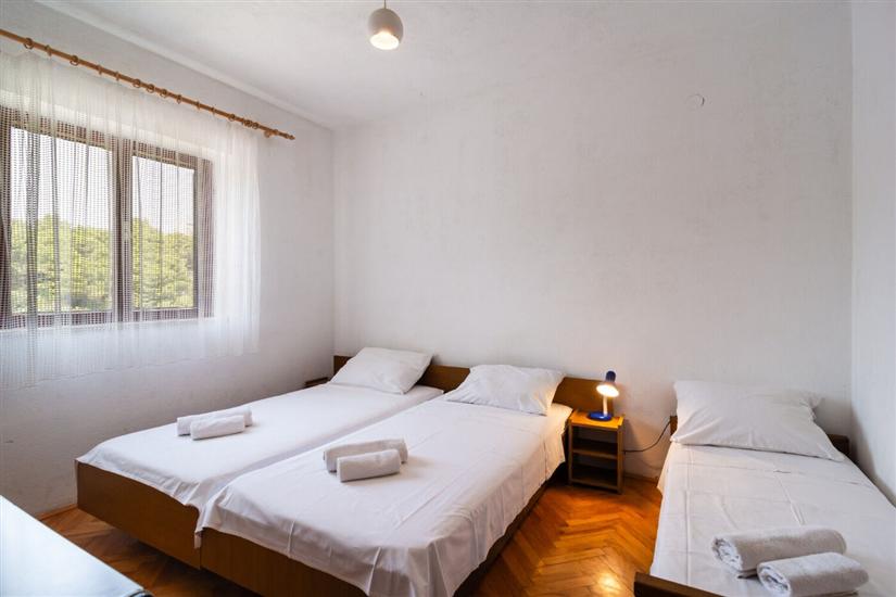 Apartment A1, for 8 persons