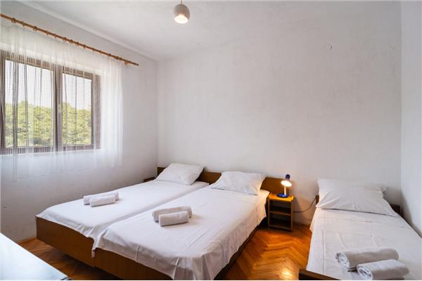 Apartment A1, for 8 persons