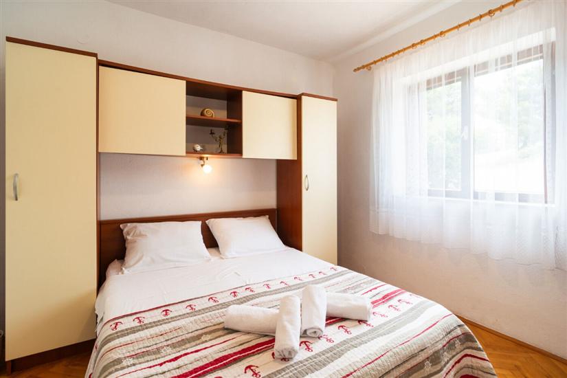 Apartment A1, for 8 persons